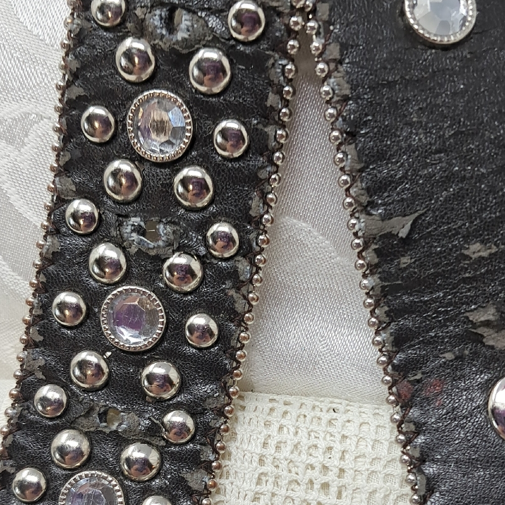 Genuine Leather Belt with Silver Accents - Picture 6 of 9